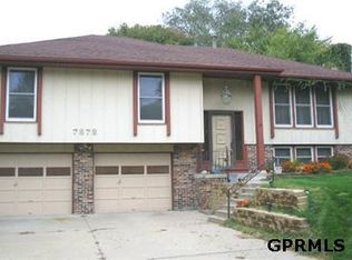 7878 N Templeton Dr, Omaha, NE 68134