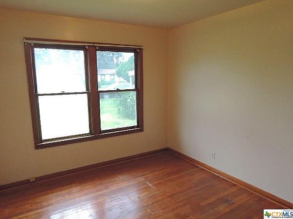 5th image of 1604 E Guadalupe St