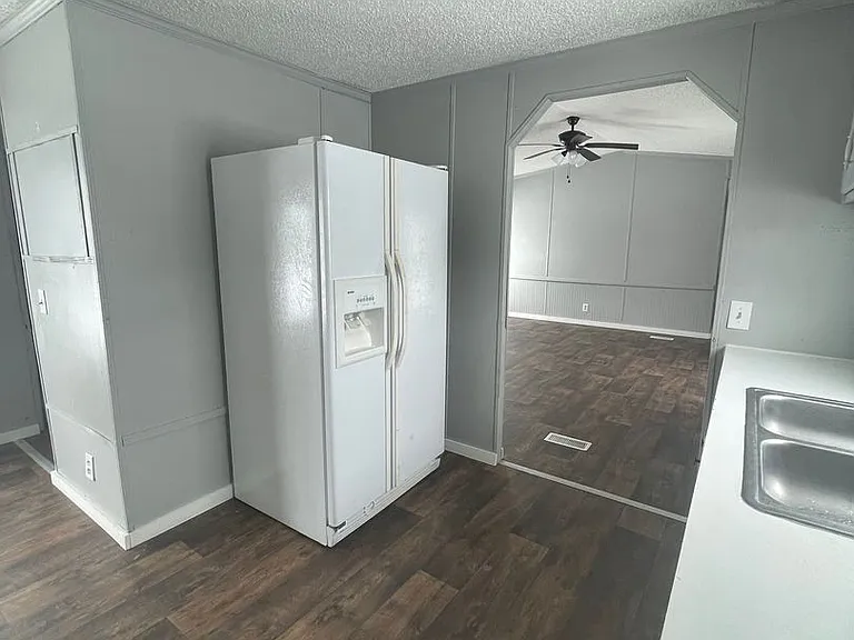 354 Joyner Loop — Photo 19