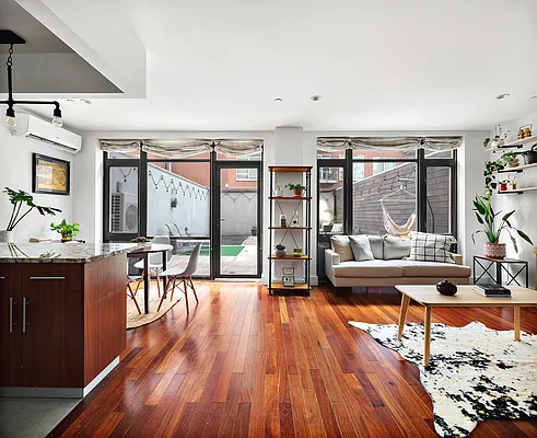 Sold by Compass | media 2