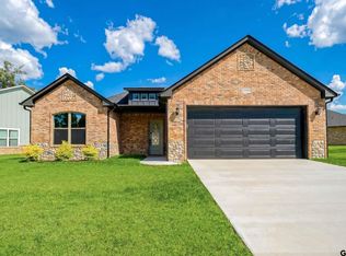 3906 French Dr, Longview, TX 75604