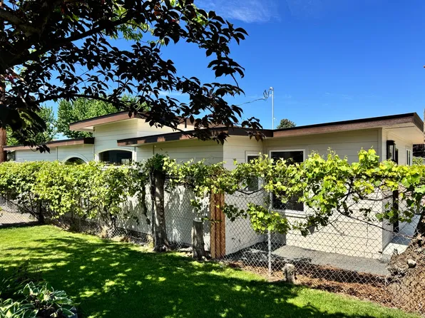 (undisclosed Address), West Richland, WA 99353