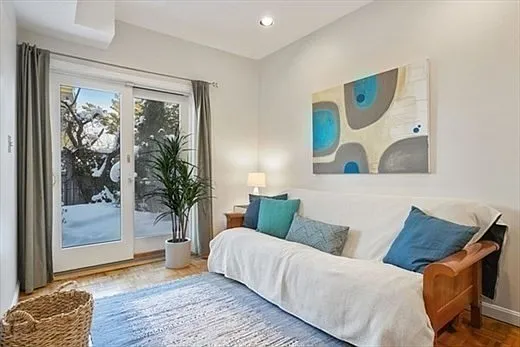 27 Lopez St #27 — Photo 24