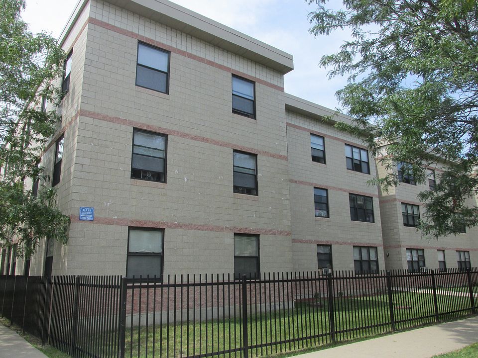 1st image of 4752 S Wabash Ave APT 101