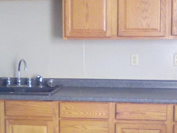 4th image of 1620 Gummer Ave