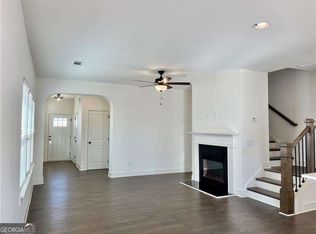 54 S Auburn Rd, Auburn, GA 30011