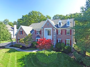 5 Rose Ln, Bridgewater, NJ 08807