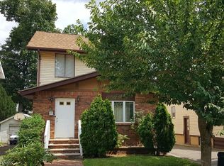 64 Bell St, Belleville, NJ 07109