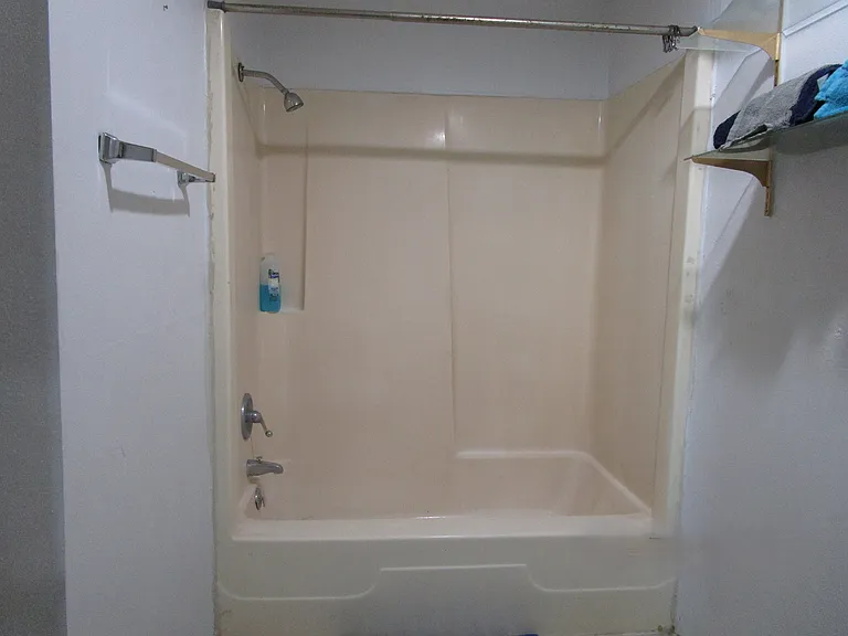 200 W 7th St #C — Photo 8