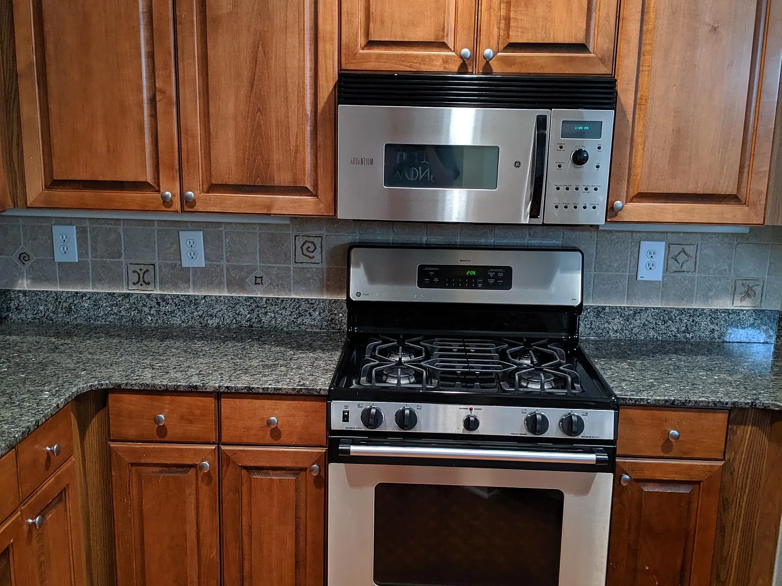 401 N Church St — Photo 2