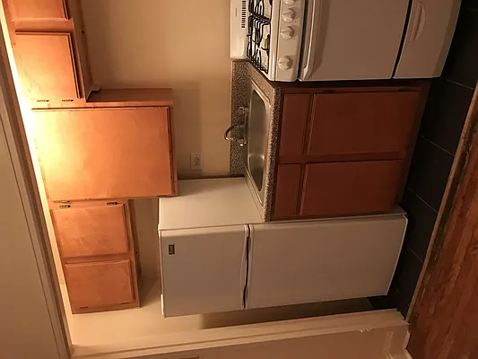 Rented by EZ Sell Realty | media 30