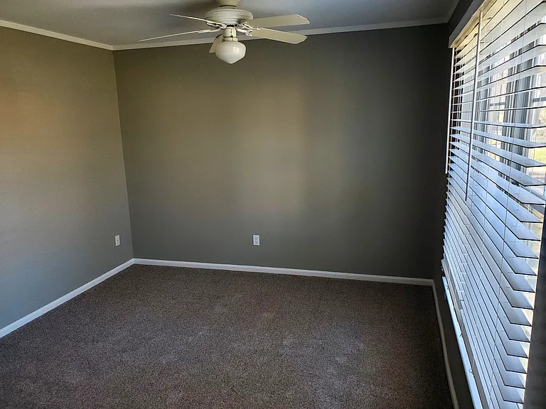 3 Banbury Ct #3 — Photo 38