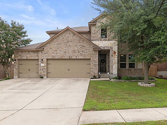 2nd image of 1143 Huntington Trl
