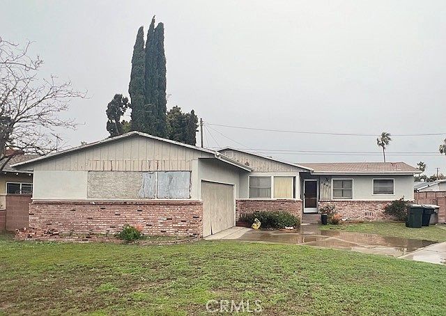 1st image of 9841 Cockatoo Ln