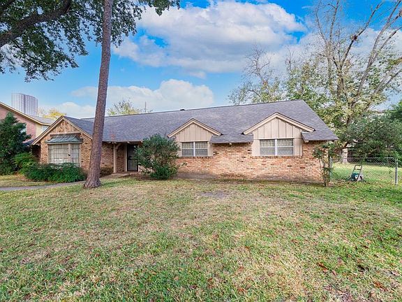2nd image of 5618 Del Monte Dr