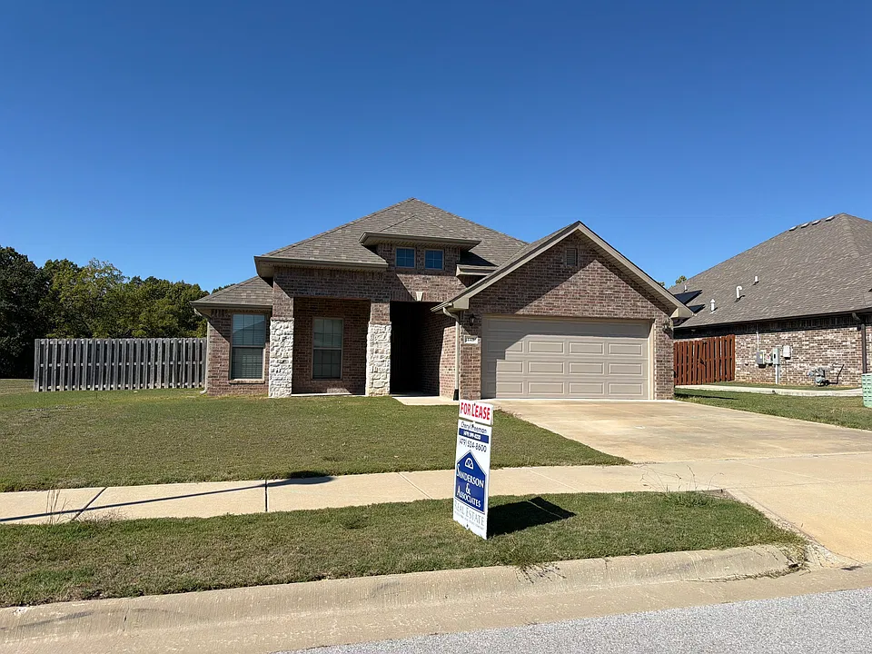 448 Fox Cir