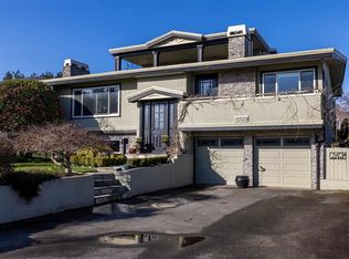 15529 Semiahmoo Ave, White Rock, BC V4B1T9