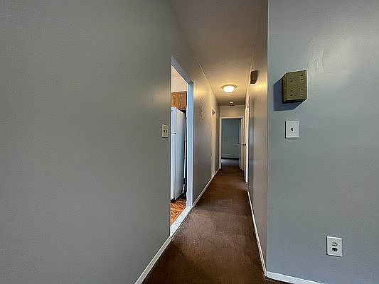 3rd image of 9 Bushwick Ct Floor 2