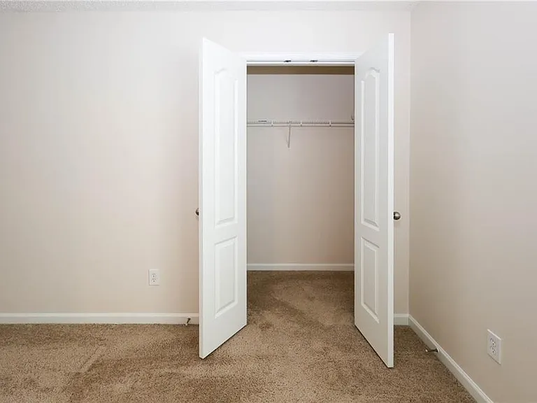 7705 Commerce Ct — Photo 24