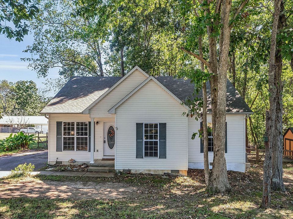 1st image of 2323 Huckaby Rd