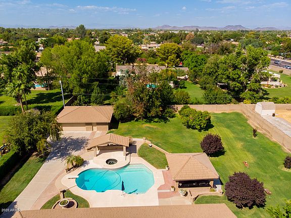 4th image of 6720 W Aster Dr