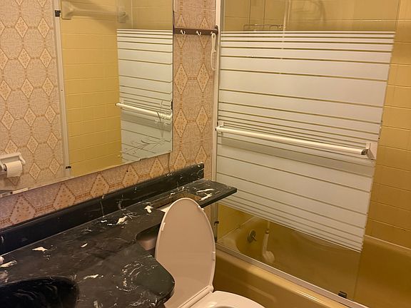5th image of 212-60 16th Ave Floor 3