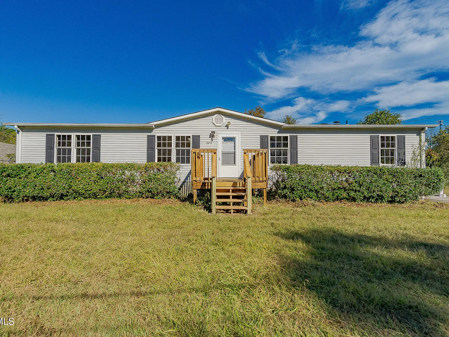 3 bed, 1620 sqft, $1,700 — Photo 1