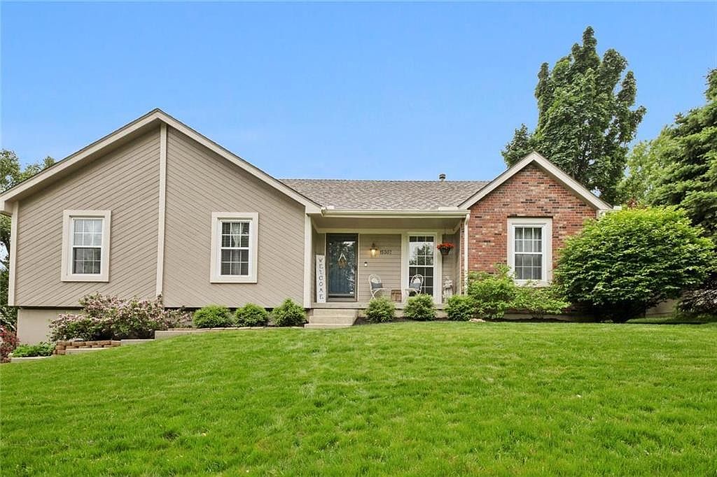 15307 W 80th Ter, Lenexa, KS 66219 | Zillow