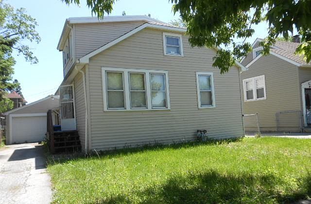 1st image of 9807 S Moody Ave