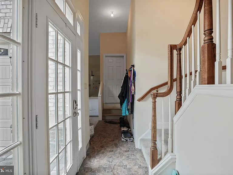 9864 Walker Glen Ct — Photo 69