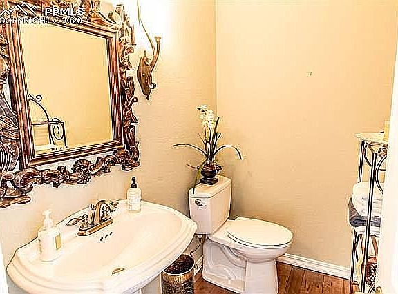5th image of 9735 Brassie Ct