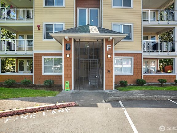 2nd image of 503 225th Lane NE #F105