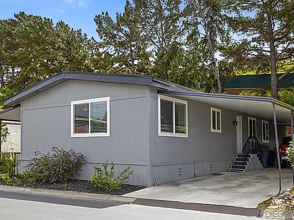 2nd image of 2130 Sunset Dr Space 30