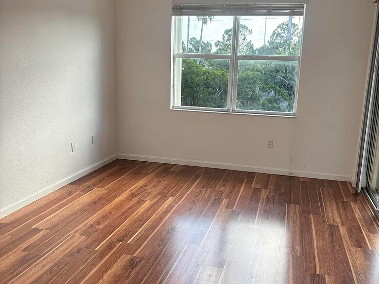 7534 SW Herrington Ln — Photo 10