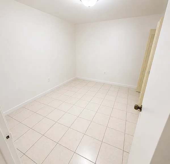 11710 NW South River Dr #204 — Photo 5