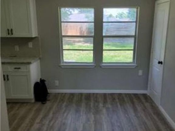 5th image of 8829 Homewood Ln