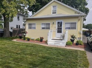 86 McKee St, East Hartford, CT 06108