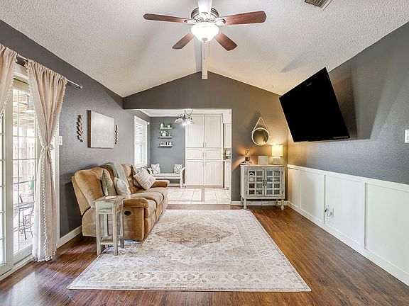 5th image of 6528 High Meadow Ct