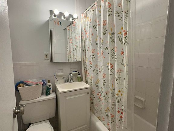 4th image of 434 E 89th St APT 4D