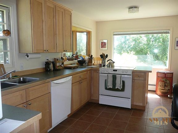 2nd image of 605 N 2nd St