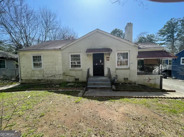 2066 Ben Hill Rd, East Pt, GA 30344