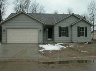 20320 Ambleside Dr, South Bend, IN