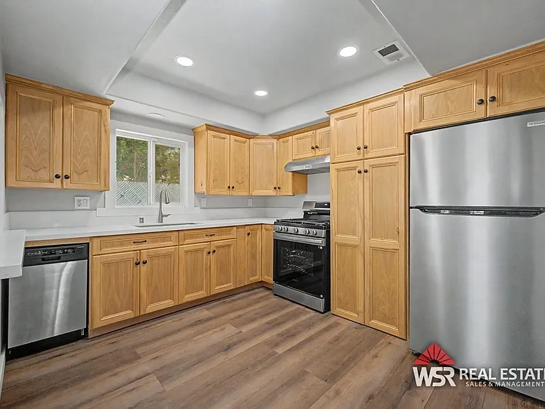 1030 E Brockton Ave #1 — Photo 5