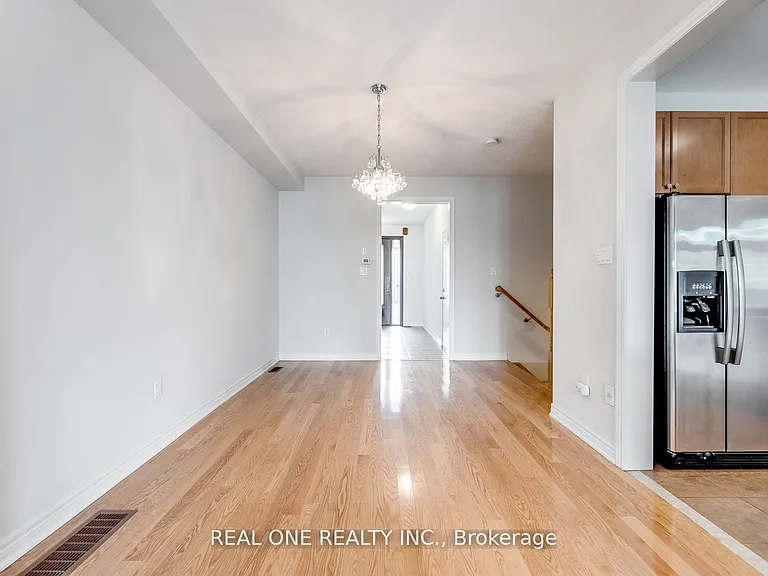 1263 Craigleith Rd — Photo 14