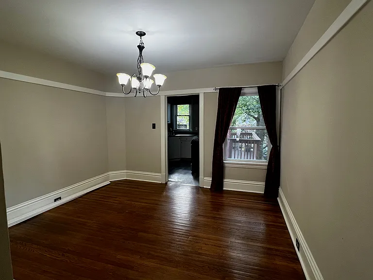 518 Lloyd St — Photo 2