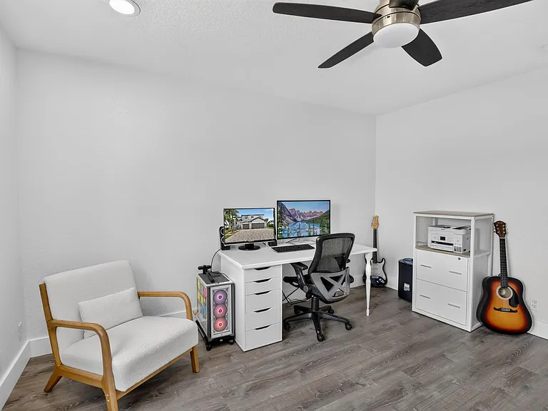 3701 Condor Ct — Photo 45