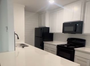 228 Avenue F APT 3, Denton, TX 76201