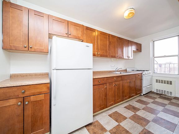 3rd image of 86-11 34th Ave #4K