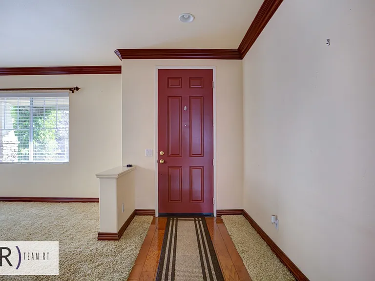 13724 Beaconsfield Ln — Photo 6