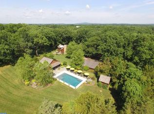 381 Hollow Horn Rd, Pipersville, PA 18947